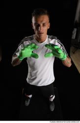 Claudio STANDING POSE KEEPER